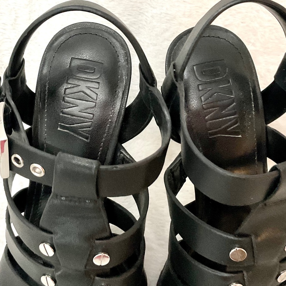 DKNY  BRIA SLINGBACK SANDAL Studded Strappy open toe  Leather Gladiator Size 7M - Picture 7 of 15